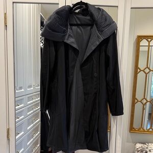 Stylish Black rain Coat with Unique Collar completely reversible